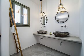 Amethyst Luxury Suites