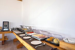 The Amethyst Exclusive Suites Oia