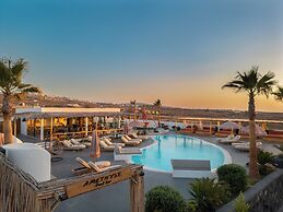 Amethyst Luxury Suites