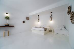 Amethyst Luxury Suites