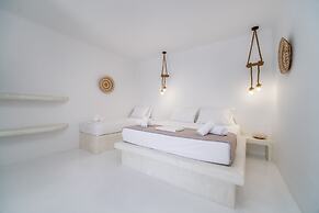 Amethyst Luxury Suites