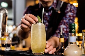 Peak 12 Design Hotel