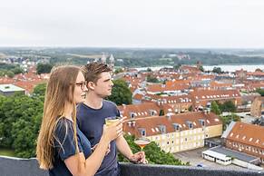 Peak 12 Design Hotel