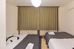 TORA Hotel Ueno 193 B