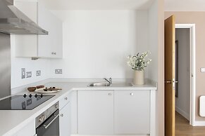 Cove Paradise Street