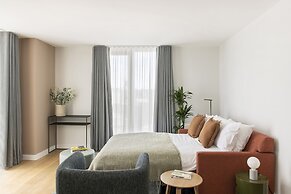 Cove Paradise Street