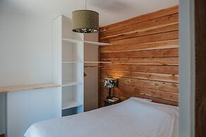 La Petite Maison Basse Corréo