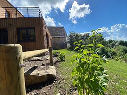 La Petite Maison Basse Corréo