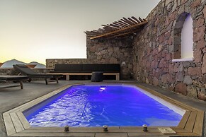 Petra Residence Mini Pool Spa