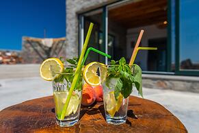 Petra Residence Mini Pool Spa