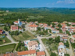 Holiday Home in Brtonigla With Private Pool