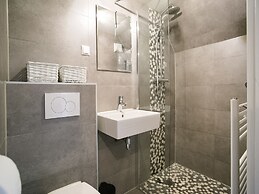 Peaceful Holiday Home in Tuitjenhorn