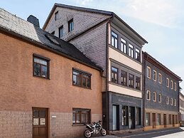 Stylish Apartment With Terrace in Sonneberg