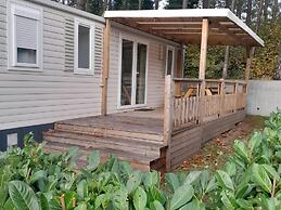 Comfy Chalet in Rijkevorsel With Swimming Pool