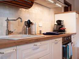 Serene Apartment With Pool