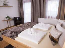 Delightful Holiday Home With Sauna