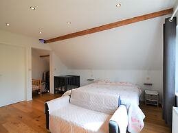 Relaxing Villa in Namur With Fenced Garden