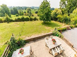 Holiday Home in Sint-martens-voeren With Garden