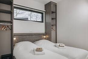 Comfy Lodge with Microwave near Markermeer