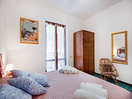 Beachfront Villa With Solarium