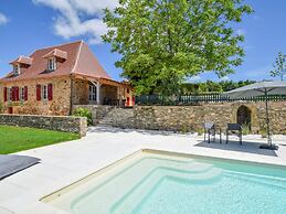 Spacious Renovated Perigourdine House