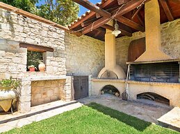 Attractive Villa in Tavronitis With Private Pool