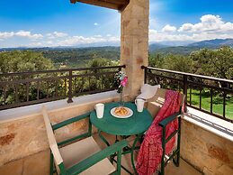 Attractive Villa in Tavronitis With Private Pool