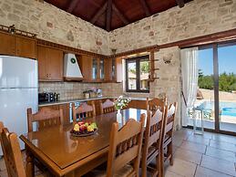 Attractive Villa in Tavronitis With Private Pool