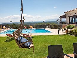 Attractive Villa in Tavronitis With Private Pool