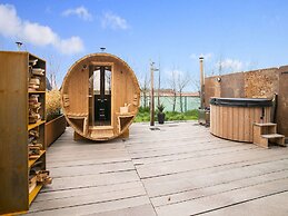 Golf & Coastal Stay in Callantsoog