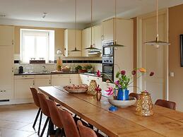 Colorful Holiday Home in Baarlo Near Boating With Hot Tub