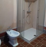 Charming Castle Stay, Robella