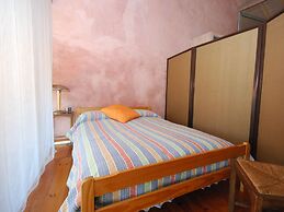 Vintage Farmhouse in Soudos Lisbon With Pool