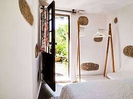 Cozy Cottage in Penafiel With Swimming Pool