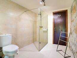 Cozy Cottage in Penafiel With Swimming Pool