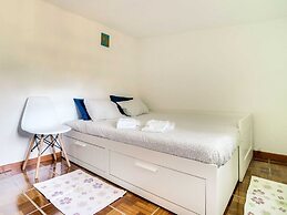Cozy Cottage in Penafiel With Swimming Pool