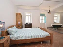 Authentic yet Modern Villa and Cottage With Pool