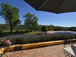 Authentic yet Modern Villa and Cottage With Pool