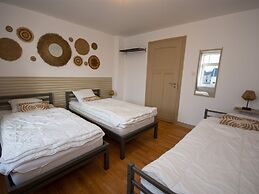 Mansion in Waimes Near Spa and Nature Parc