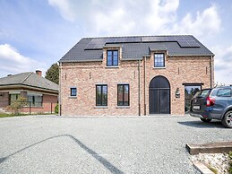 Beautiful House in Flemish Ardennes for Cyclists
