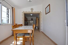 Spacious Villa With Private Pool