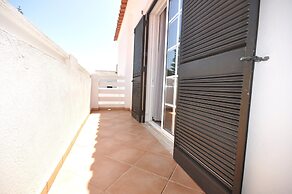 Spacious Villa With Private Pool