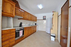 Spacious Villa With Private Pool