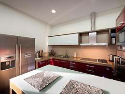 Lovely Holiday Home With Garden