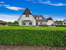 Tasteful Villa in Didam With Garden