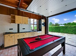 Tasteful Villa in Didam With Garden