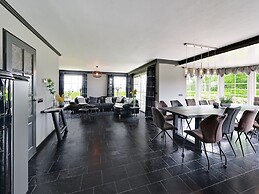 Tasteful Villa in Didam With Garden