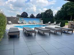 Tasteful Villa in Didam With Garden