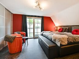 Tasteful Villa in Didam With Garden