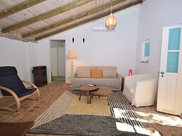 Attractive Portuguese Farm With Modern Decoration
